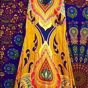 Absolutely stunning Guess maxi dress. 100% silk!